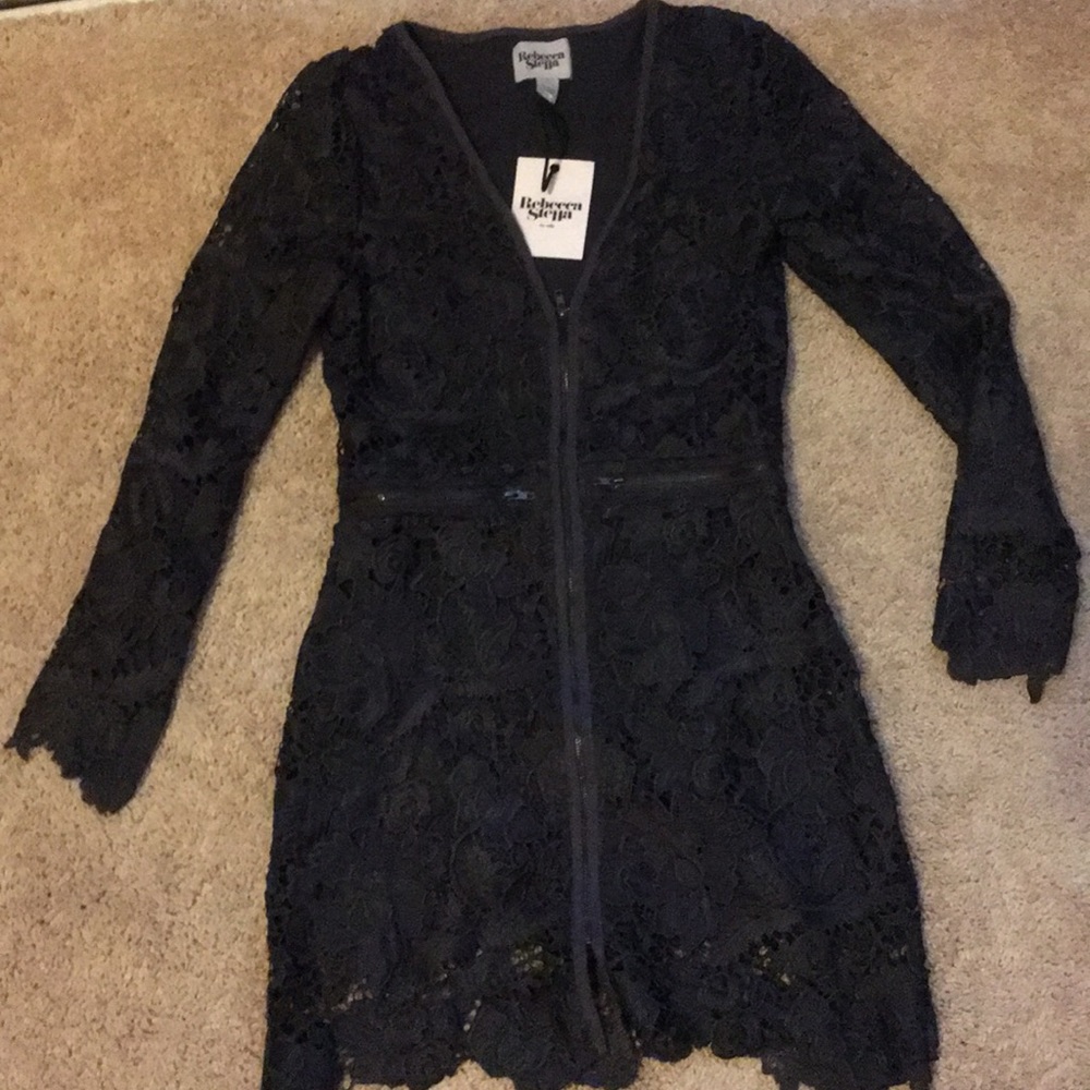 NWT Rebecca Stella dress size small