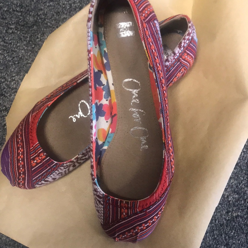 TOMS flats