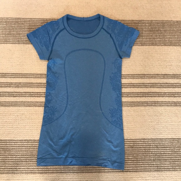 lululemon athletica Tops - Blue lululemon Fitted Top