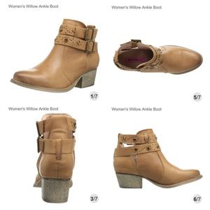 Betsy Johnson Tan Booties