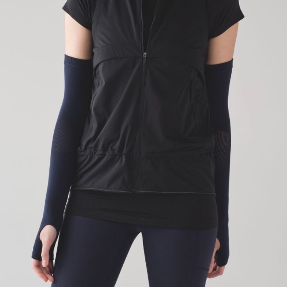 Lululemon arm warmers
