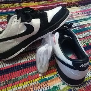 Nike Dunk Low Ueno Panda