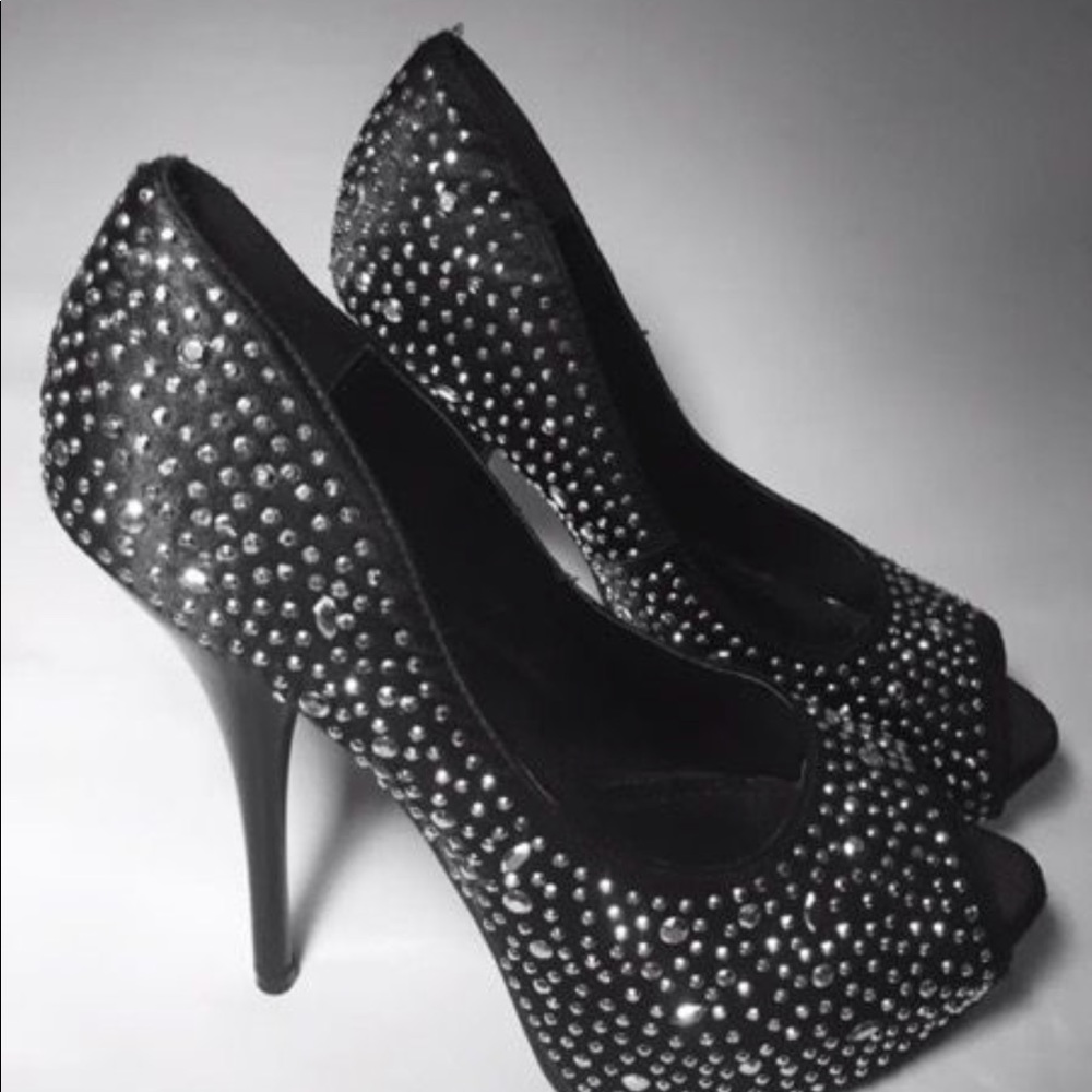 Liliana Heels