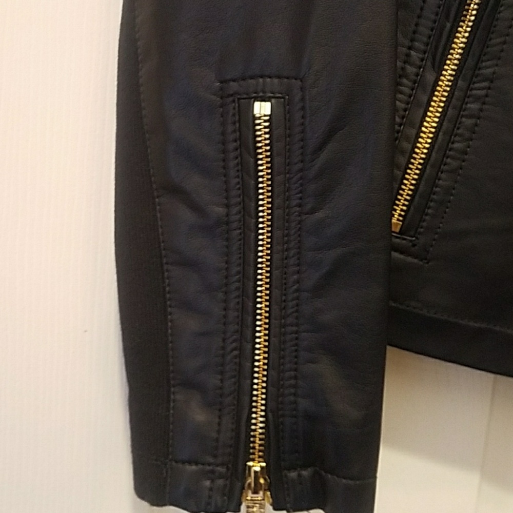 " SOLD" Calvin Klein Faux Leather Moto Jacket - Picture 5 of 8