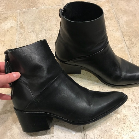 Topshop Shoes - Topshop Pointed Toe Ankle Boots