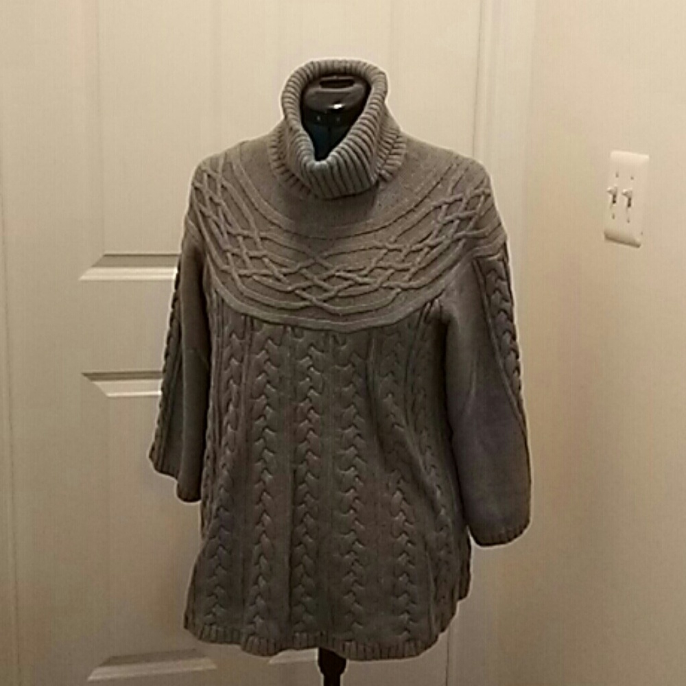 Grey sweater