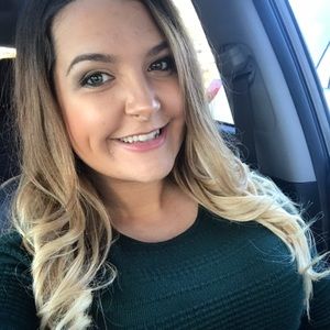 Meet your Posher, Shelby