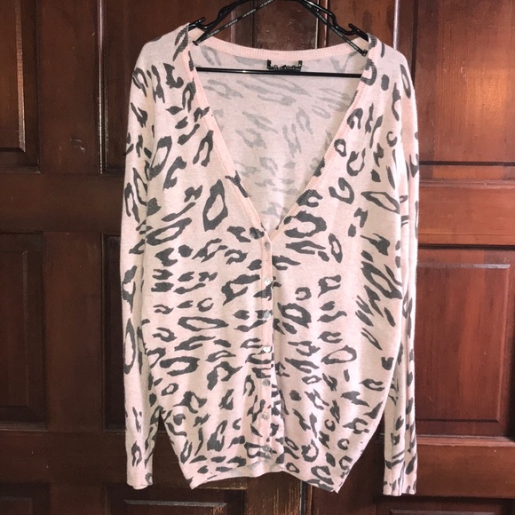 Forever 21 Sweaters - Blush Cheetah print Cardigan sweater