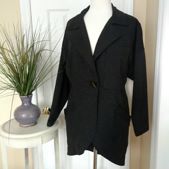 Gorgeous CAbi Cardigan Jacket - Picture 2 of 5