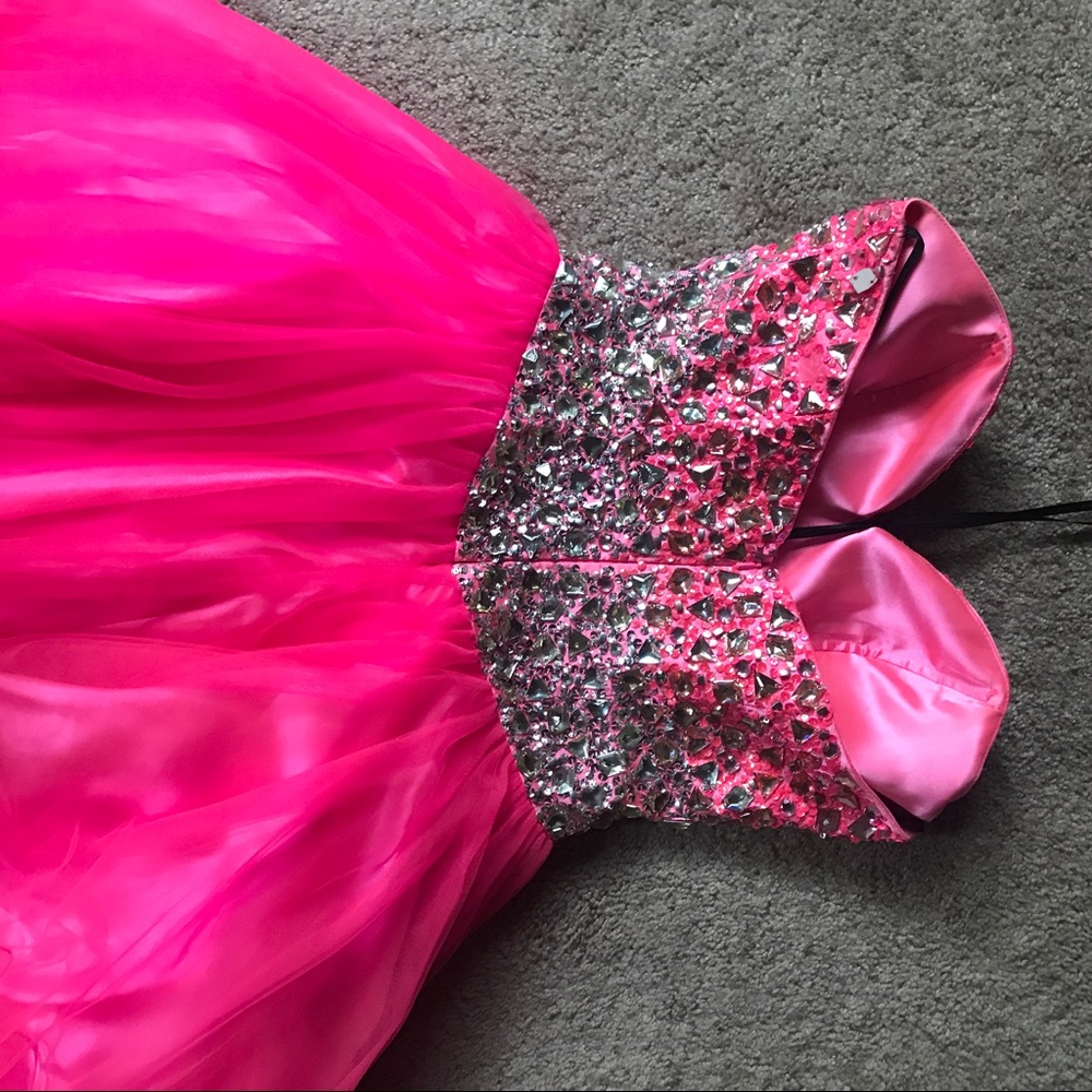 Prom dress - Picture 3 of 4
