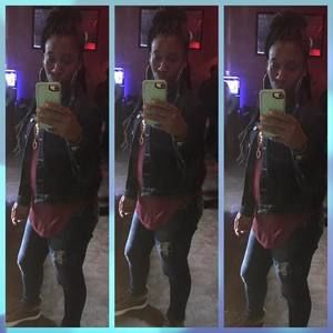 Meet your Posher, Angela