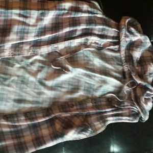 Pink plaid light weight sleevless hooded button up