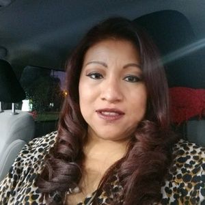 Meet your Posher, Eloisa