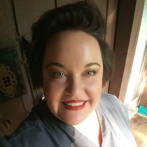 Meet your Posher, Lindsey