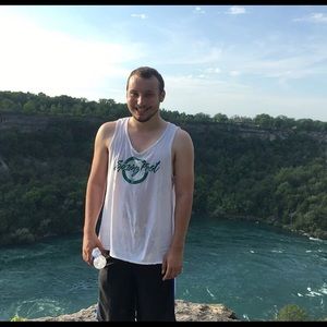 Meet your Posher, Justin