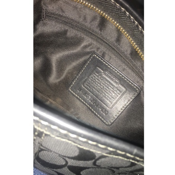 Coach Handbag - Picture 3 of 6