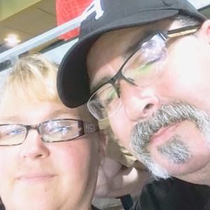 Meet your Posher, Robin