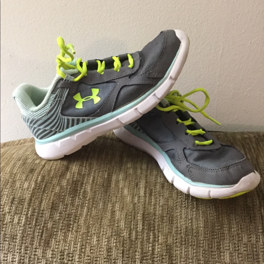 Girls Under Armor Sneakers