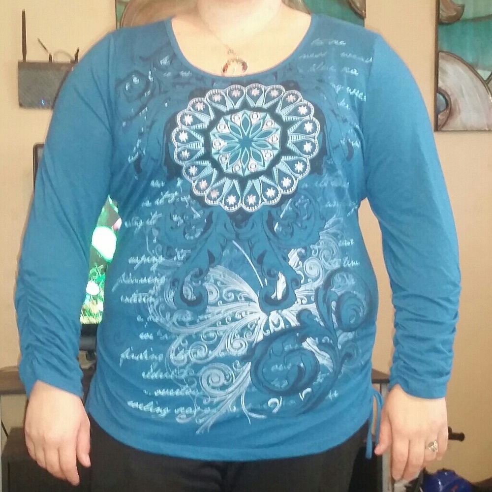 Blue shirt, long sleeve