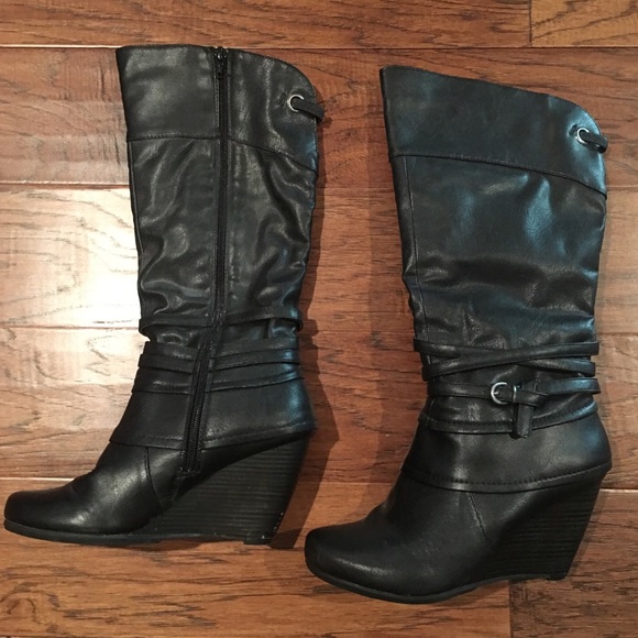 Baretraps wedge boots Clearance