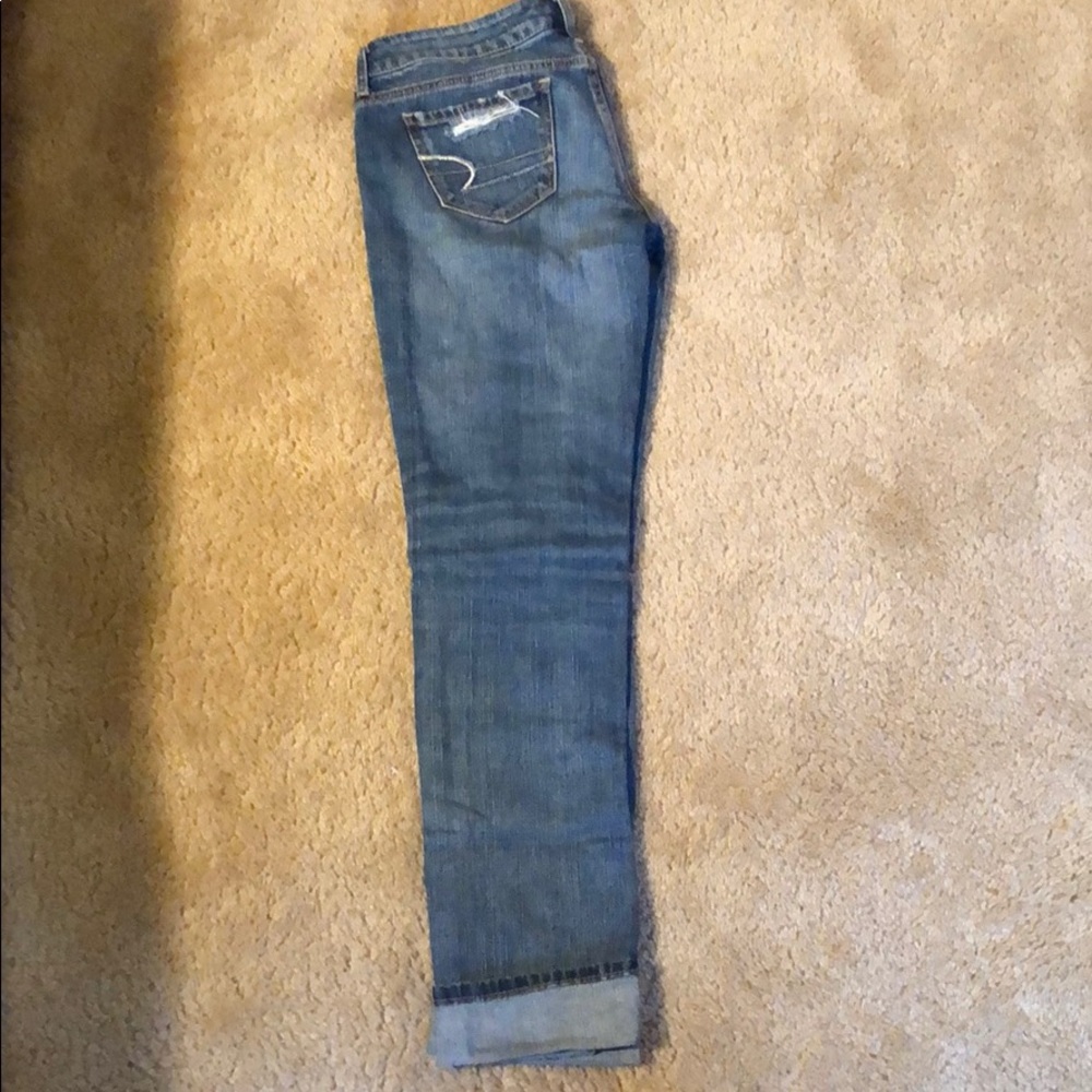 RIPPED AMERICAN EAGLE JEANS