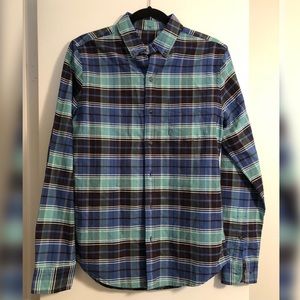 **MEN’S FOSSIL BUTTON DOWN FLANNEL**