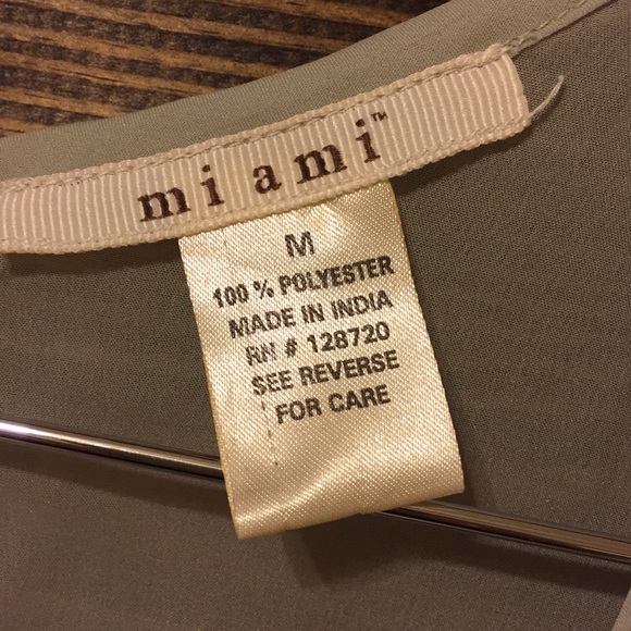 SALE! Beautiful beaded grey top ❤️ - Picture 5 of 5