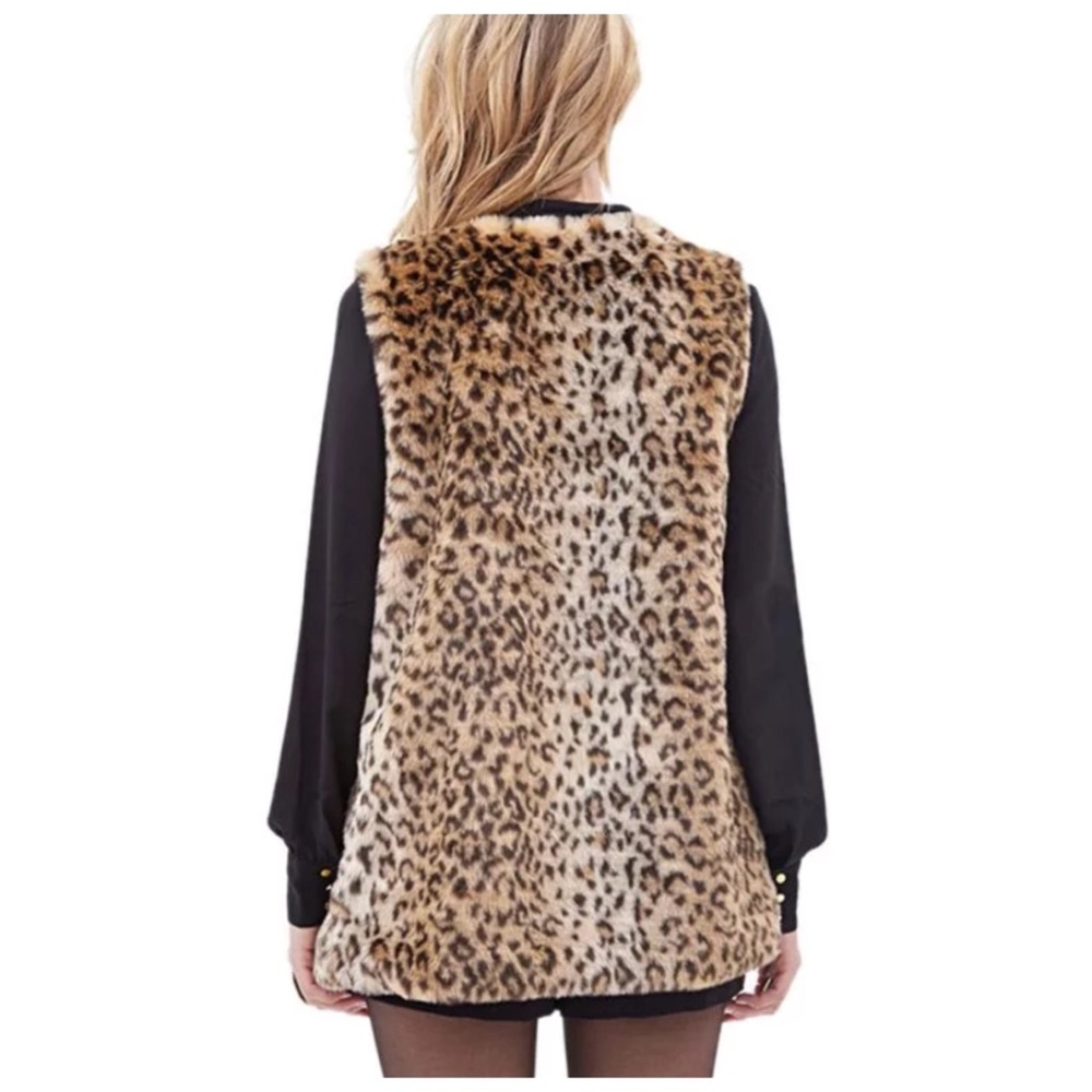 ‼️LAST CALL PRICE FIRM Faux Fur Leopard Vest - Picture 3 of 5