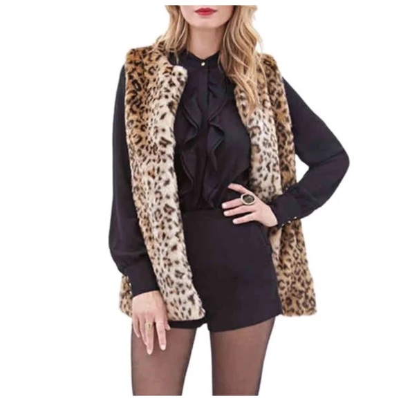 ‼️LAST CALL PRICE FIRM Faux Fur Leopard Vest - Picture 1 of 5
