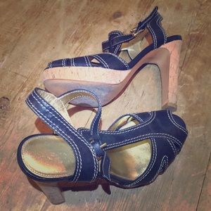 Coach platform sandals