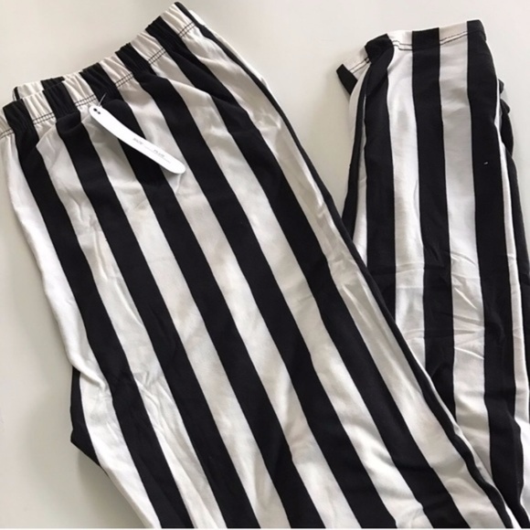 SOLD OUT - Picture 2 of 6