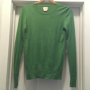 Green crew neck sweater