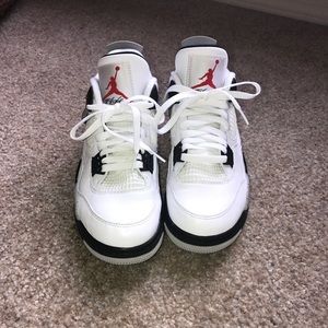 Nike Air Jordan White Cement 4