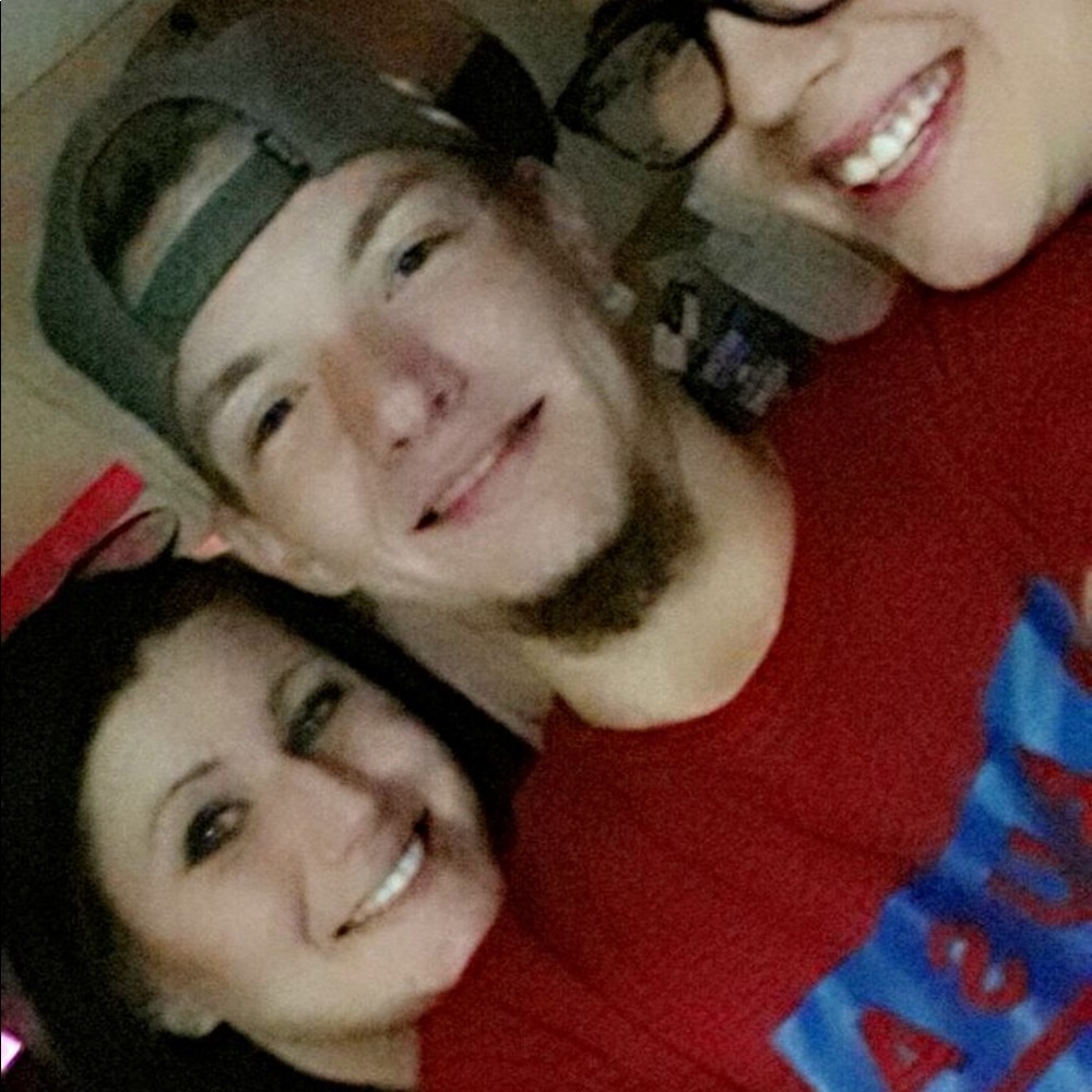 Meet your Posher, Holly