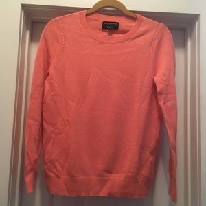 Banana republic crew neck coral sweater