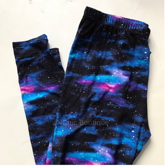 LAST ONE! (Plus) Space dye leggings - Picture 2 of 6