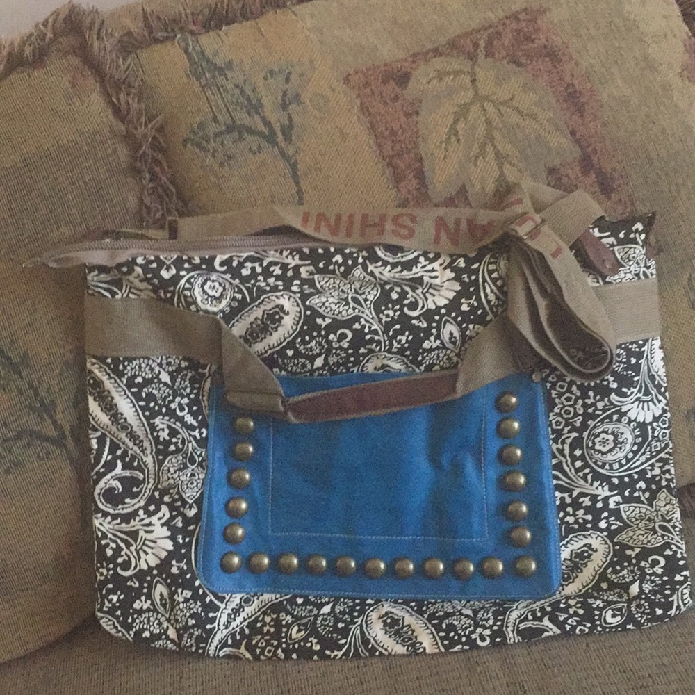 CLOTH AN FAUX LEATHER PURSE NEW