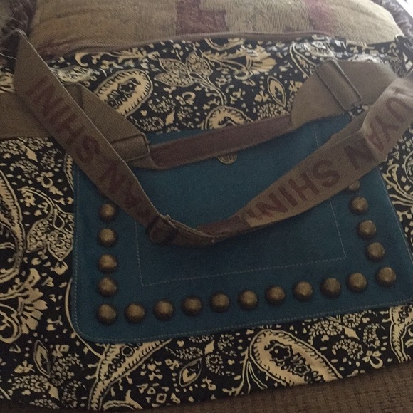 CLOTH AN FAUX LEATHER PURSE NEW - Picture 3 of 8