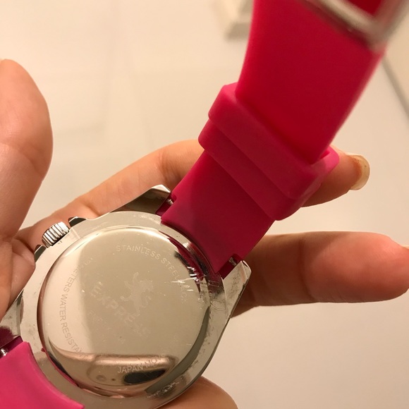 EXPRESS women’s Fucsia hot Pink rubber sport watch in box $98 main image 4