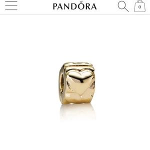 ✨Pandora 14k Clip Charm Heart✨