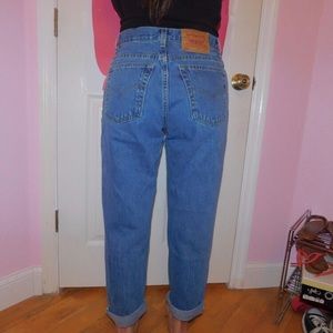 vintage 550 levis mom jeans!