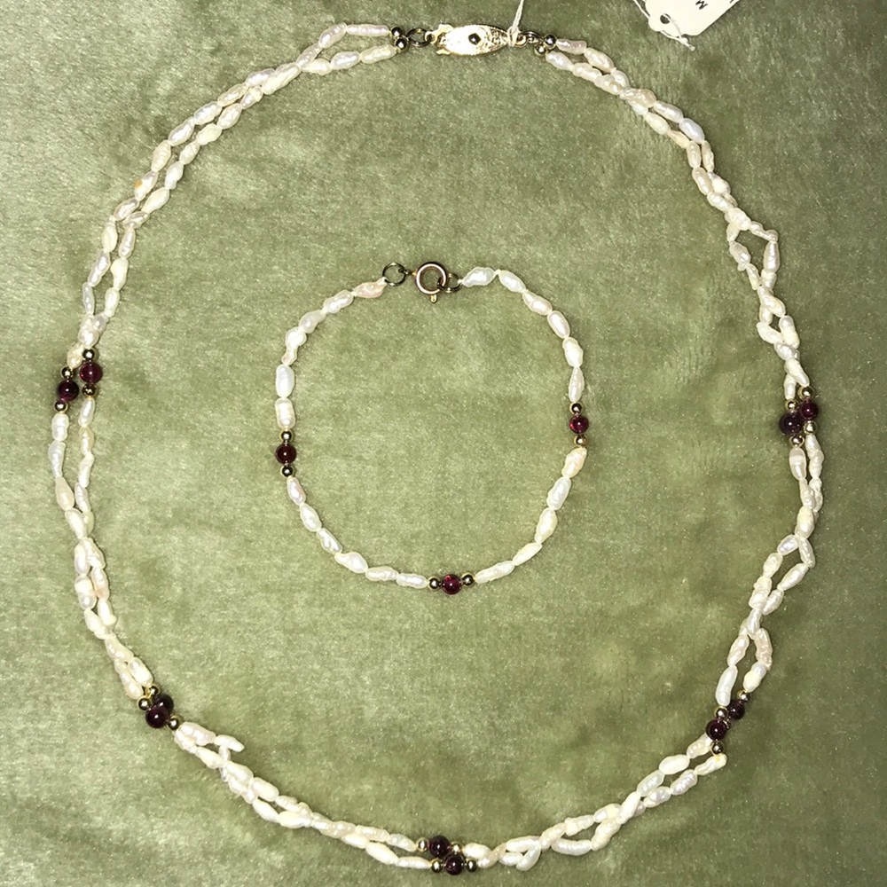 Pearl Necklace + Bracelet Set