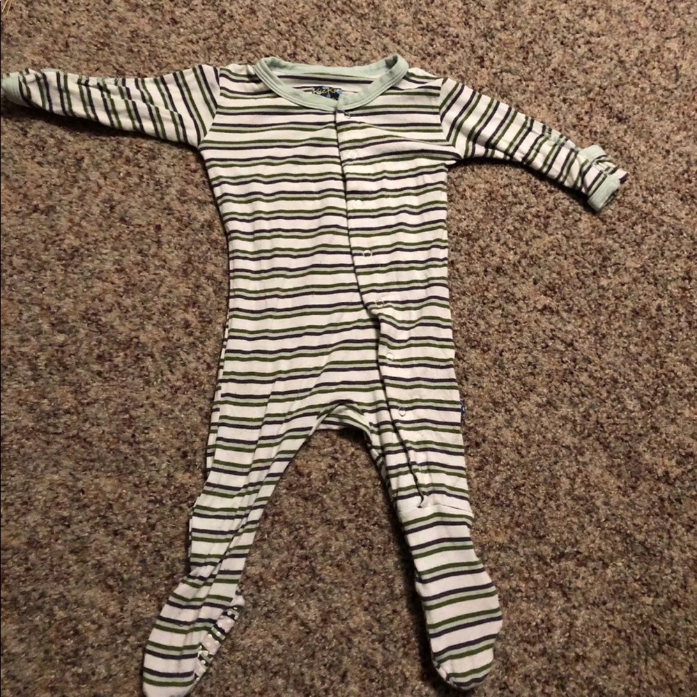 Kickee pants