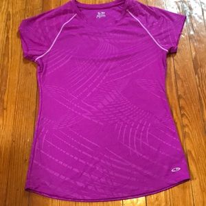 Champion Semi Fitted Cool fit Workout shirt Large