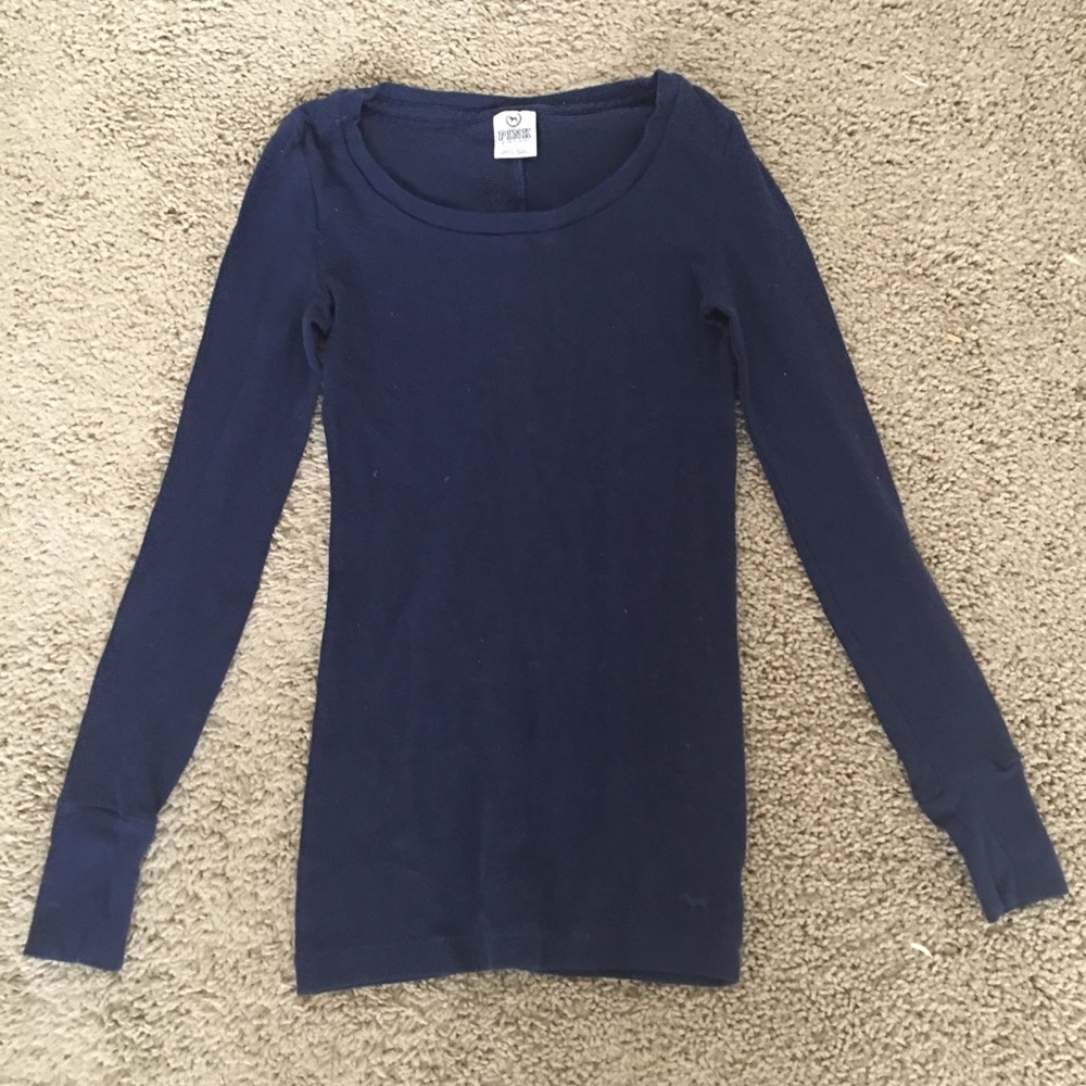 PINK Victoria’s Secret Long-Sleeve Shirt