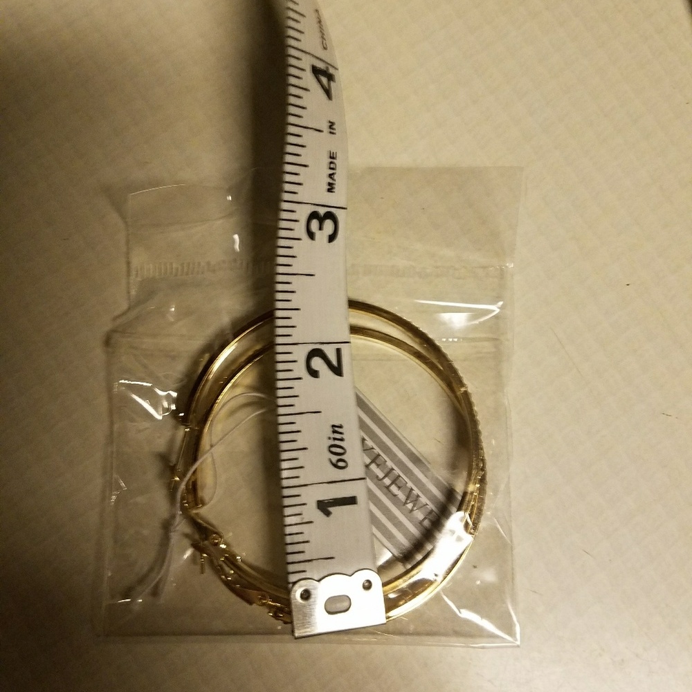 😎SILVERTONE HOOPS - Picture 2 of 2