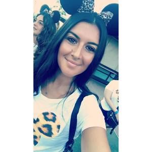 Meet your Posher, Gabriella