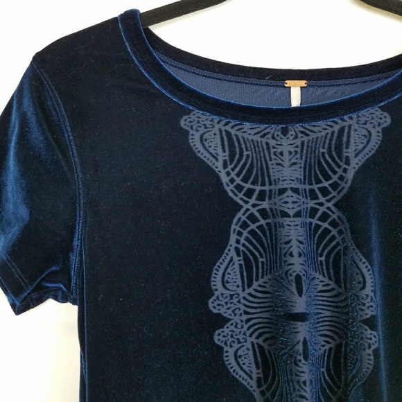 Free People Tops - Free People Blue Velvet Baby T Semi-Crop Shirt M