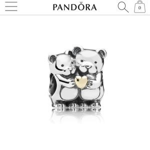 ✨Pandora Bear hug charm two tone 14k✨