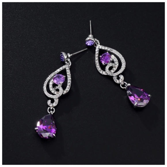 🌺 Swarovski Crystals The Lali Purple Necklace Set - Picture 4 of 5